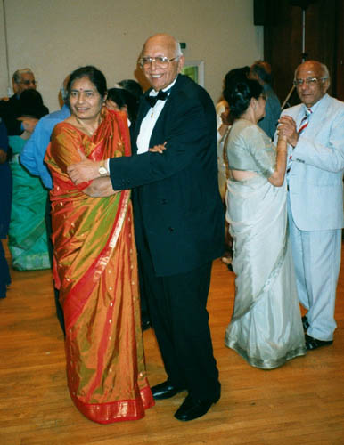 chacha-chachi-70-w.jpg (44048 bytes)