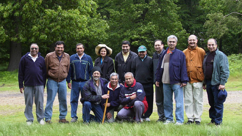 jamhurians-9jun02.jpg (112024 bytes)