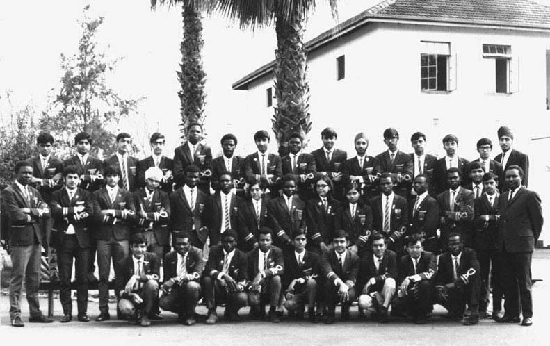 jamhurischool-svga.jpg (105848 bytes)